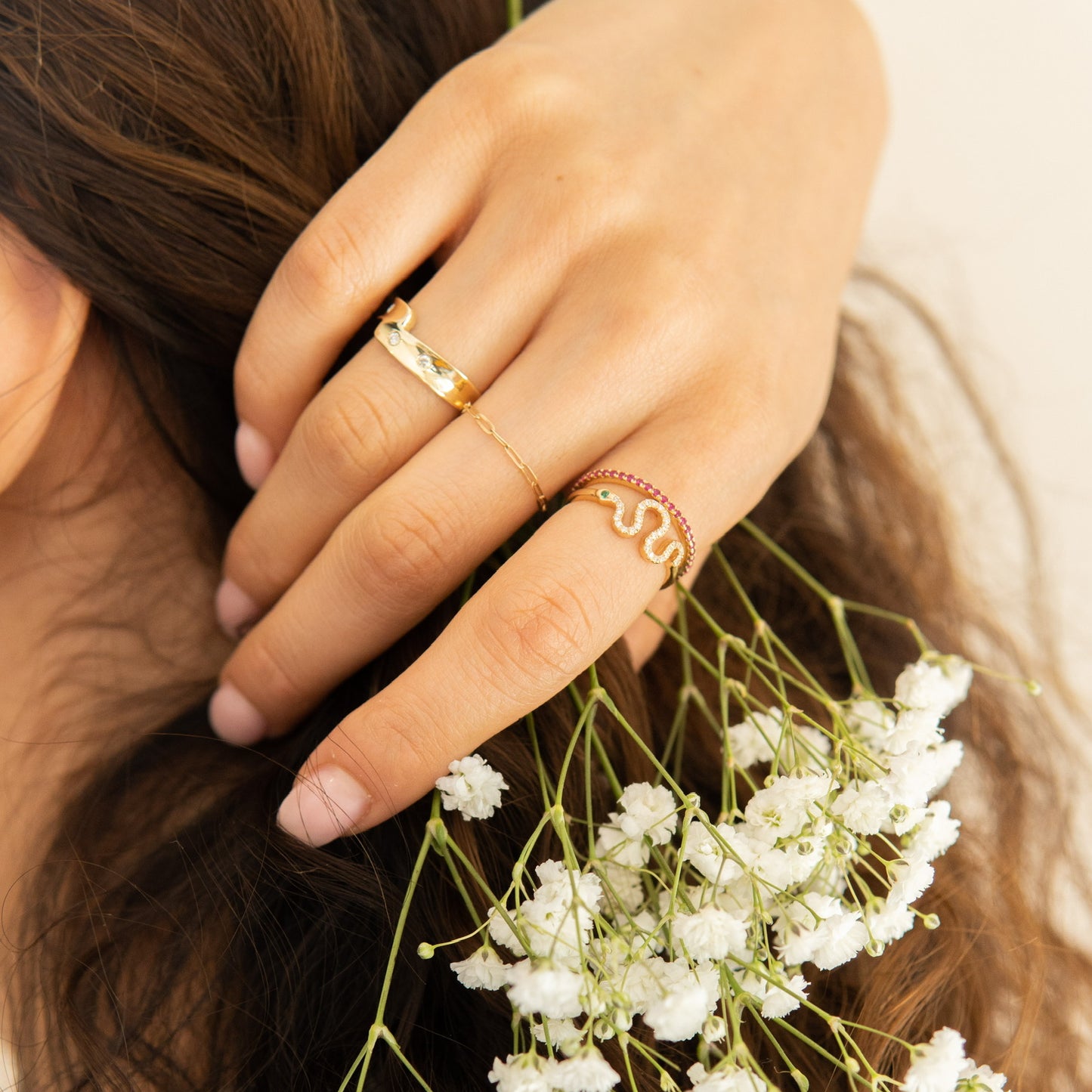 14k Gold Diamond & Emerald Snake Ring
