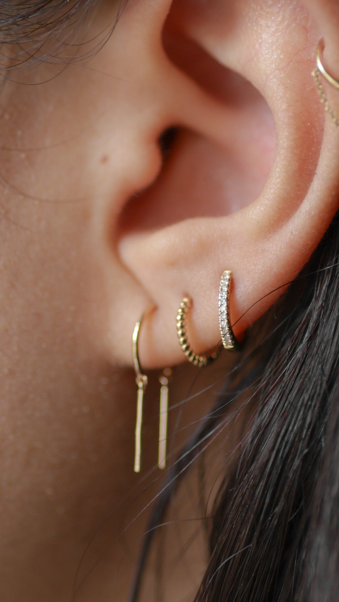 14KT Gold Sway Earring