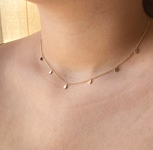 Amy's 14k Gold Tear Drop Dangling Necklace