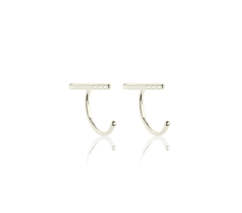 14K Claw Diamond Bar Earring